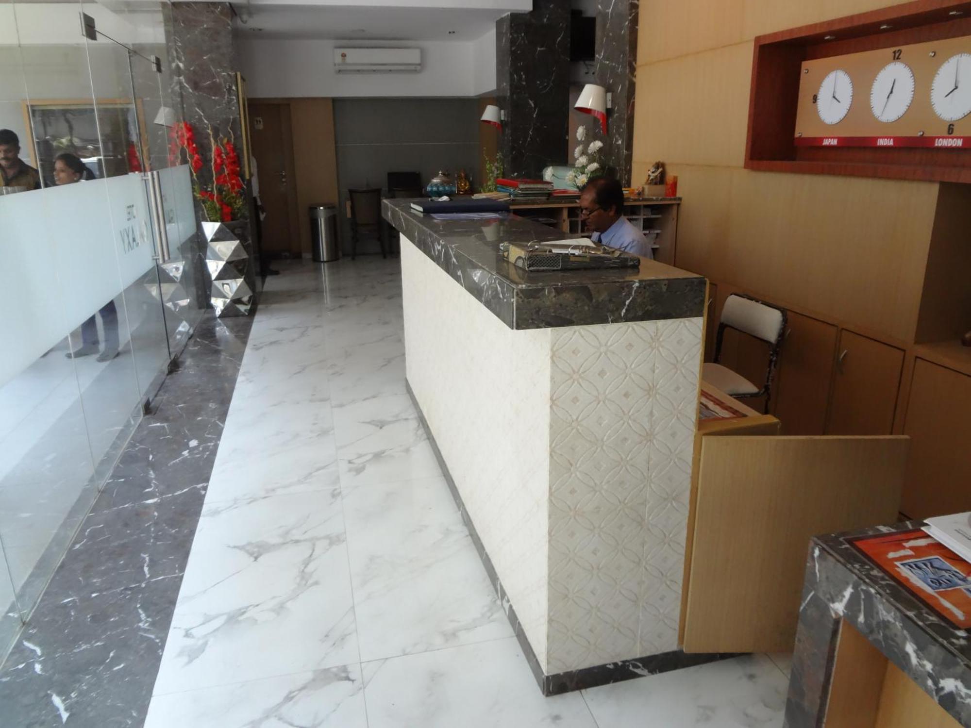 Hotel Galaxy Mumbai Bagian luar foto